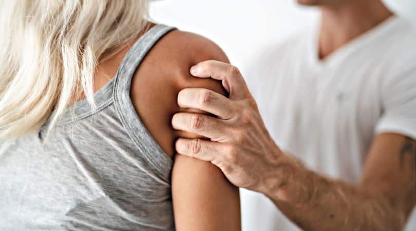 CBD oil interacts with receptors in the body that regulate pain and inflammation. 